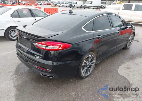 2019 Ford Fusion Titanium из США, поврежденный, VIN 3FA6P0D96KR186781